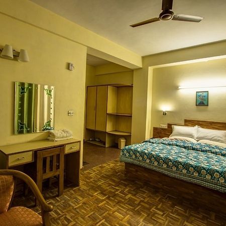 Kalinga Grand Hotel Маналі Екстер'єр фото