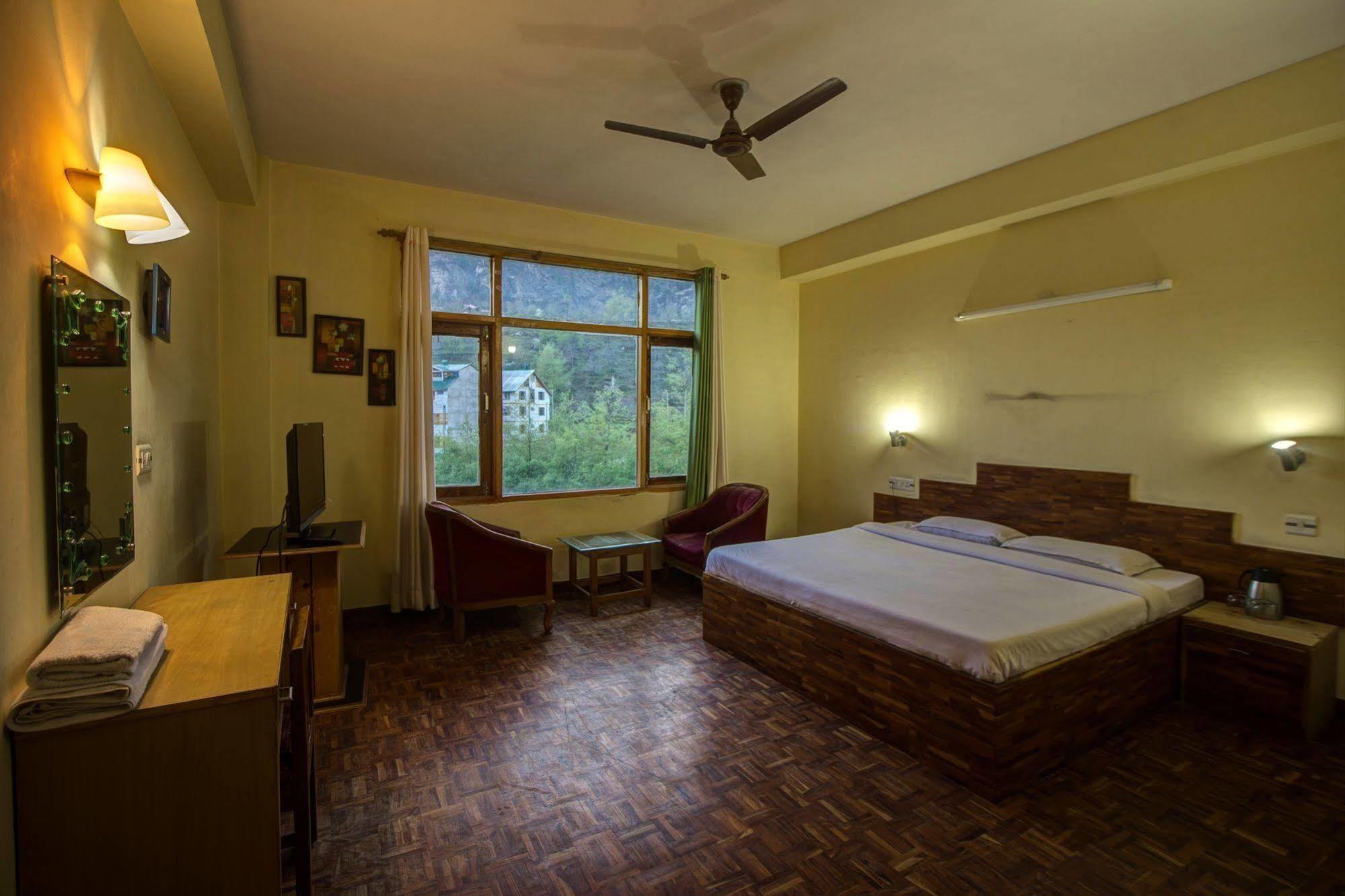Kalinga Grand Hotel Маналі Екстер'єр фото
